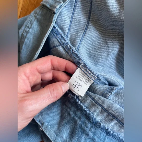 70s Vintage Maverick Light Wash Wide Leg Jeans - Picture 4 of 9